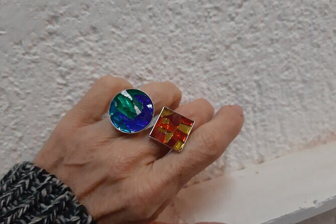 Create your own jewellery in Gaudí-style - An in-depth look at the workshop experience