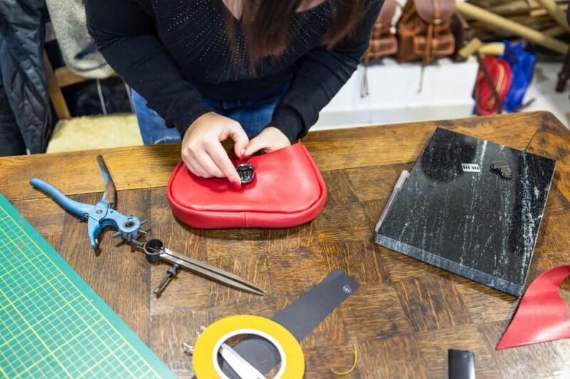 Create your own leather bag in Luberon area! - The Experience: A Complete Breakdown