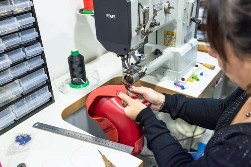 Create your own leather bag in Luberon area! - In The Sum Up