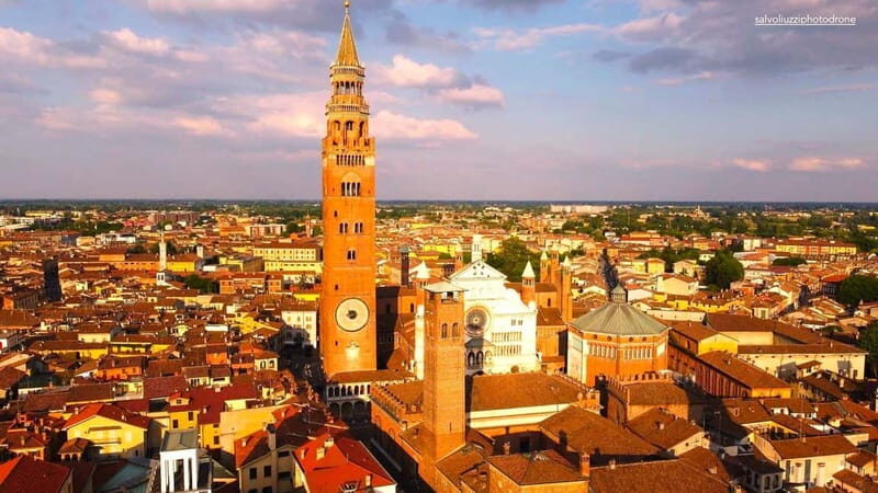 Cremona: City of art and music in Italian - What to Expect from the Tour