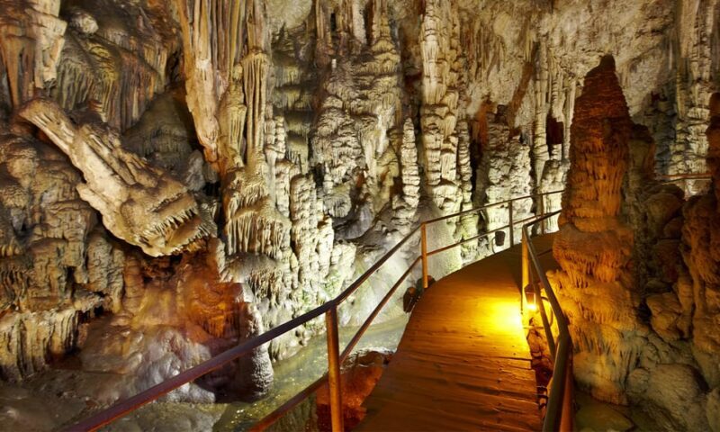 Crete: Lasithi Plateau & Knossos Palace Day Trip - FAQs