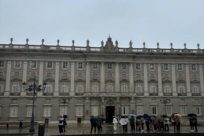 Crimes: the darkest side of Madrid - An Overview of the "Crimes: The Darkest Side of Madrid" Tour