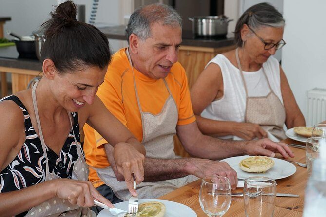 Croatian cuisine cooking class with Dolac market tour - FAQ