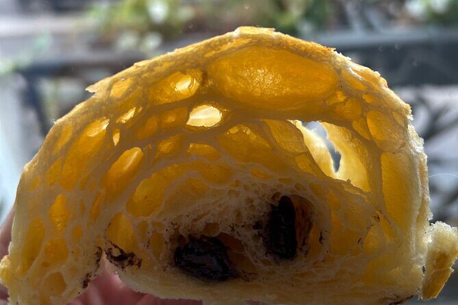 Croissants and pains au chocolat with a pastry chef in Paris - Key Points