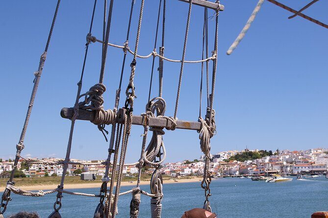 Cruise 2, Benagil - Morning - Caves 11:30H - 14:00H - FAQ