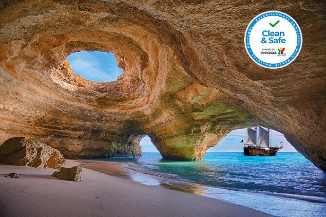 Cruise 3, Benagil - Afternoon - Caves 14:30H - 17:00H - The Experience: A Deep Dive into the Algarve Caves Tour