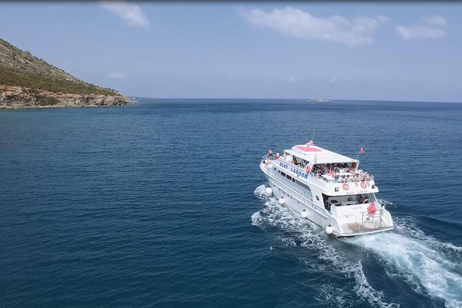 Cruise and 4X4 Safari Tour at Akamas Peninsula from Limassol - Transportation and Group Size