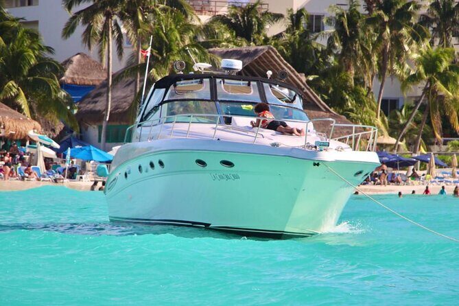 Cruise in Style on our 48 Foot Yacht in Cancun for 15 People - Setting the Scene for Your Private Yacht Cruise