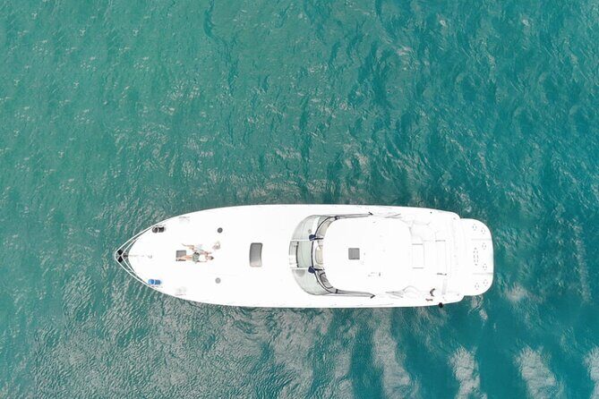 Cruise in style on our 60-foot yacht in Cancun for 20 people - Who Will Love This Tour?