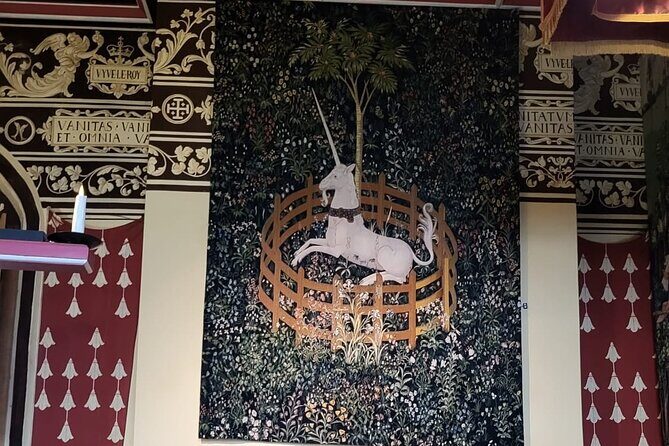 Cruise on Loch Lomond, Kelpies and Stirling Castle Private Tour - The Starting Point: Dumbarton Castle and the River Clyde View