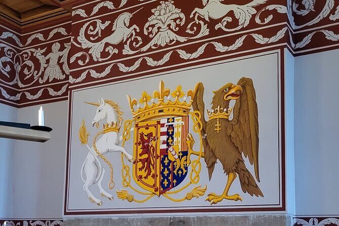 Cruise on Loch Lomond, Kelpies and Stirling Castle Private Tour - Transportation & Group Size