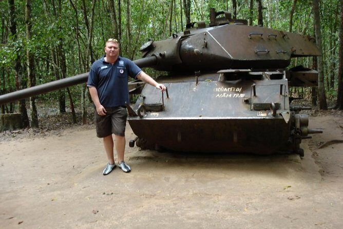 Cu Chi Tunnels and Cao Dai Temple private tour full day - Authenticity and Local Experience