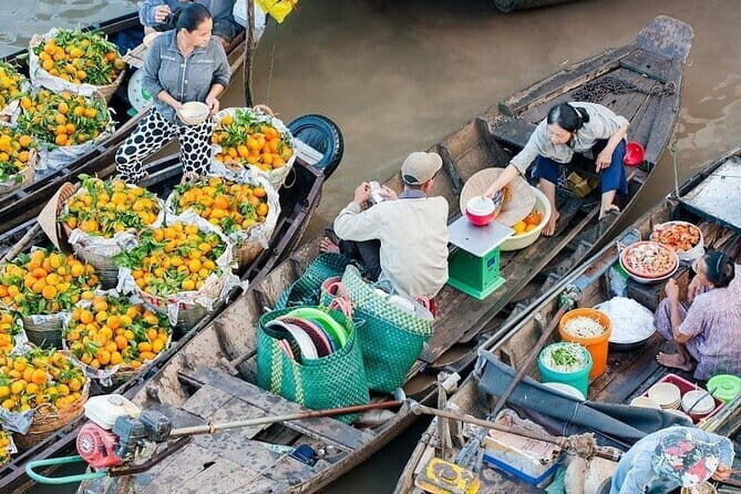 CU CHI TUNNELS AND MEKONG DELTA  CAI RANG FLOATING MARKET 2 days trip - Key Points