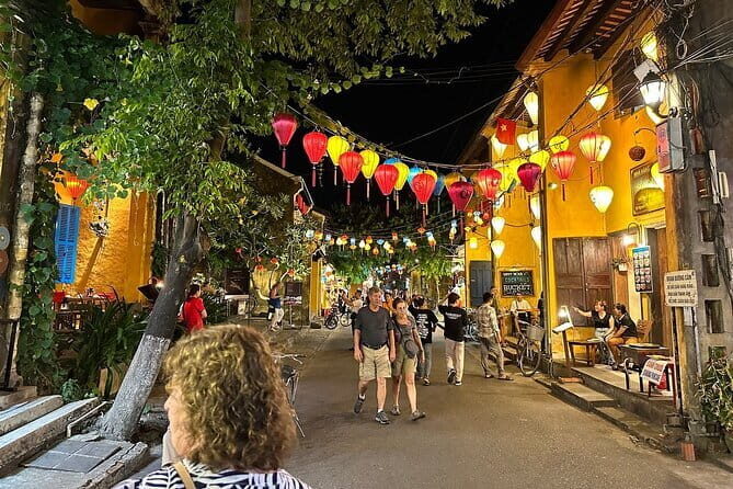 Cultural Exploration of Hoi An: Lantern Boat Ride and Street Food - Practical Aspects and What You Should Know