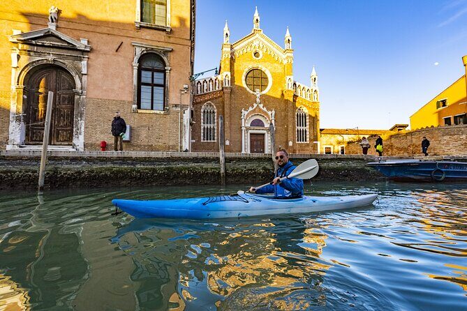 Cultural Kayak Tour: Discovering the Citys Canals - An In-Depth Look at the Kayak Tour