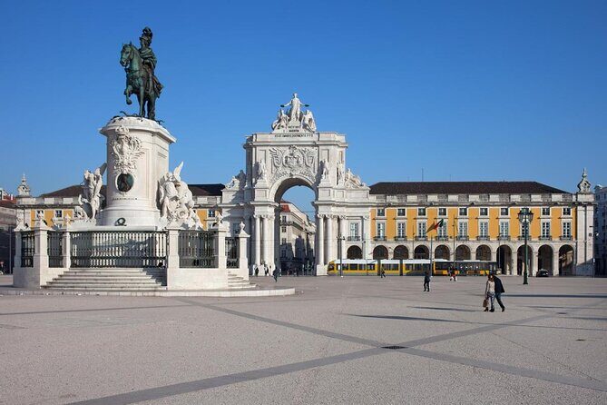 Cultural Sail Tour Lisbon - Key Points