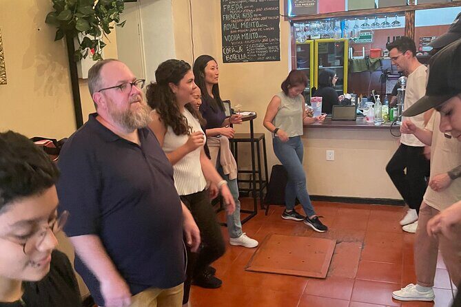 Cumbia Vibes in Mexico City Dance Class with Live Music - The Tour Experience: What to Expect