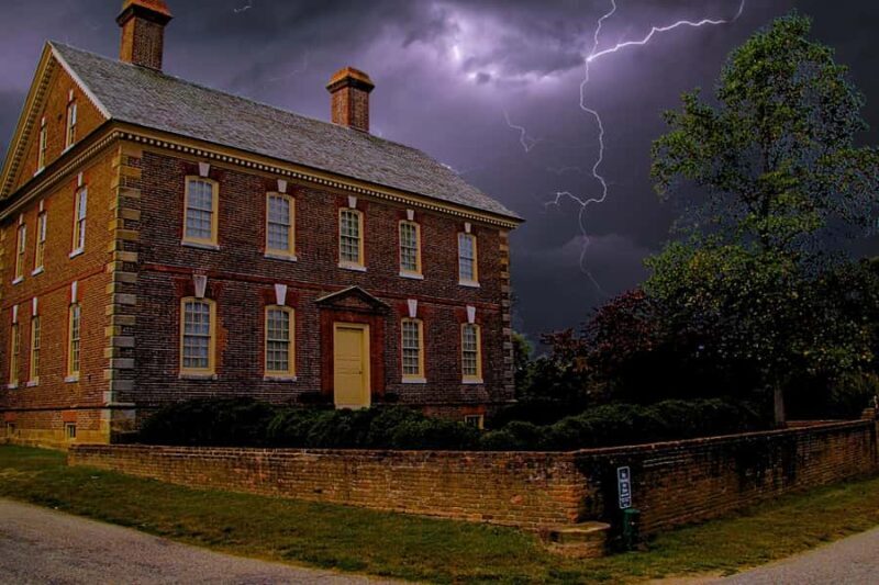 Curse of Cornwallis: Bayonets & Banshees Yorktown Ghost Tour - Key Points