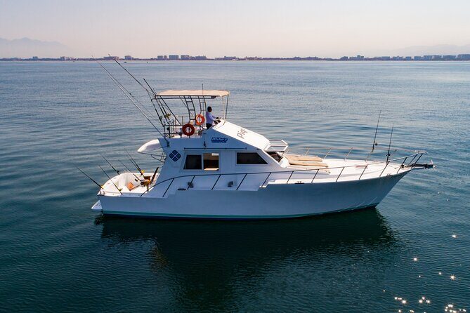Custom 46' Boat in Puerto & Nuevo Vallarta - Who Will Love This Tour?