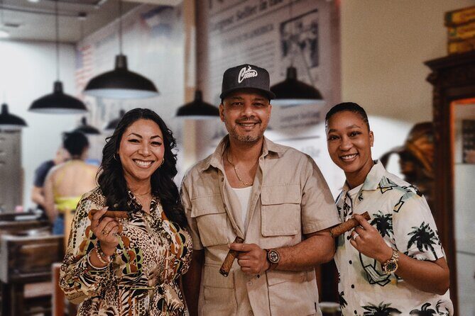 Custom Blend Cigar Rolling Experience in Miami - FAQ