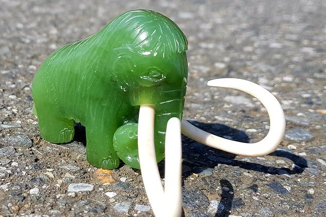 Custom Made Jade Carvings - The Sum Up