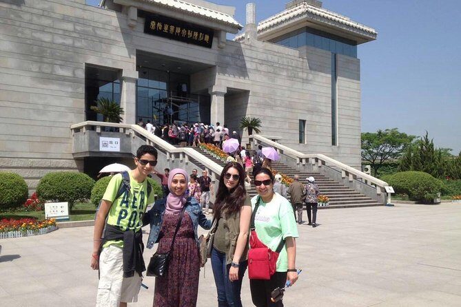 Customizable Terracotta Warriors Tour with Private Transportation and Guide - Key Points