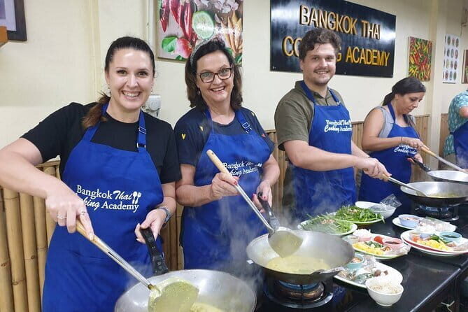 Customizable Thai Cooking Class with Onnuch Market in Bangkok - Who Will Love This Experience?