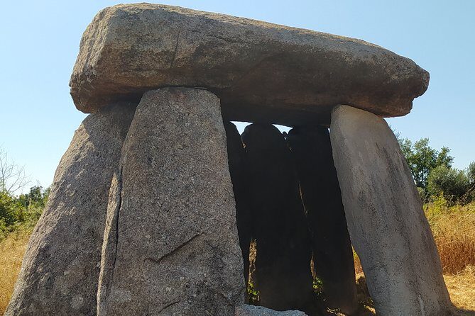 Cycle to Ancient Dolmens in Azenha. History, Theory & Folklore Guided Tour - FAQ