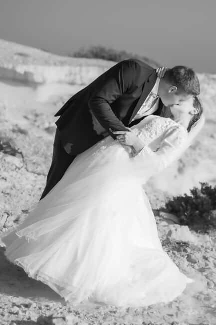 Cyprus: Destination Weddings Photographer - Key Points