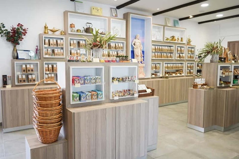 Cyprus: Herb Gardens and Maze in Cyherbia Botanical Park - Key Points