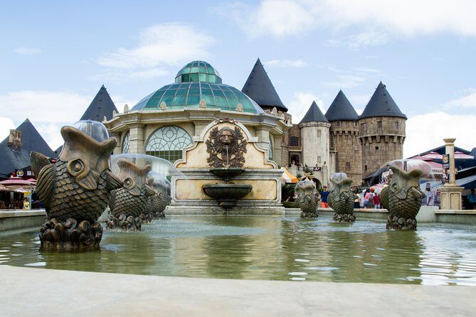 Da Nang: Full-day Ba Na Hills & Amazing Golden Bridge - The Golden Bridge: An Iconic Landmark