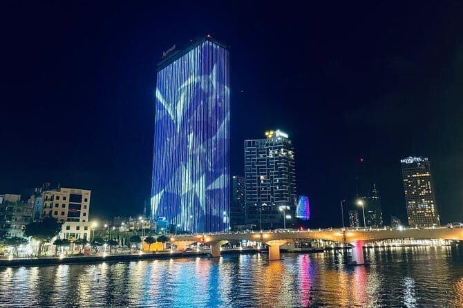 Da Nang Han River Night Boat Trip with Show on Weekends - An In-Depth Review of the Da Nang Han River Night Boat Trip
