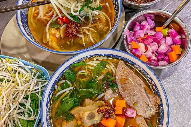Da Nang Street Food Private Tour With Local Students - Second Stop: Dragon Bridge (30 minutes)