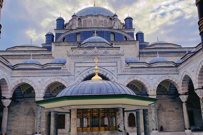 Daily istanbul tour with a licensed guide - FAQs