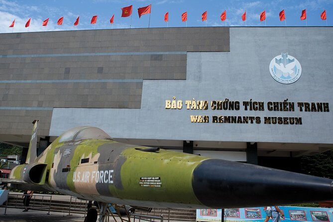 Daily Small Group Tour to Saigon City and Cu Chi Tunnels - Analyzing the Experience: The Details That Make This Tour Stand Out