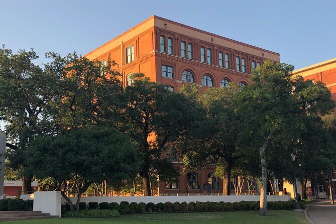 Dallas Highlights & JFK Historical Combo Tour - The Urban Marvels and Scenic Highlights