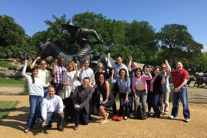 Dallas Highlights & JFK Historical Combo Tour - Art, Neighborhoods, and Architectural Wonders