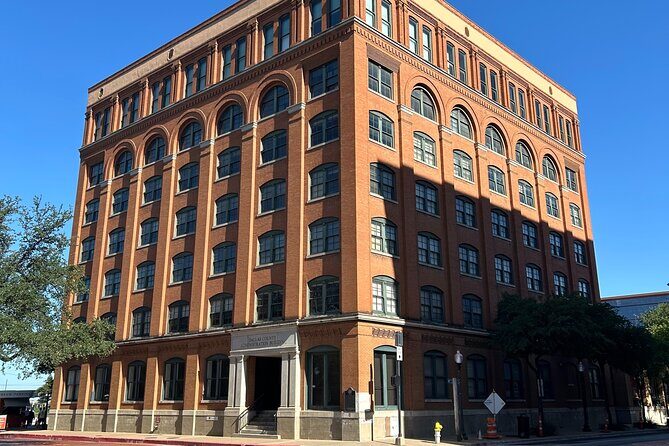 Dallas Historic Walking Tour - Key Points