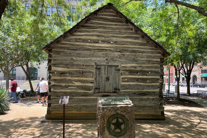 Dallas in Wonderland: A Self-Guided Walking Tour of Dallas - The Sum Up