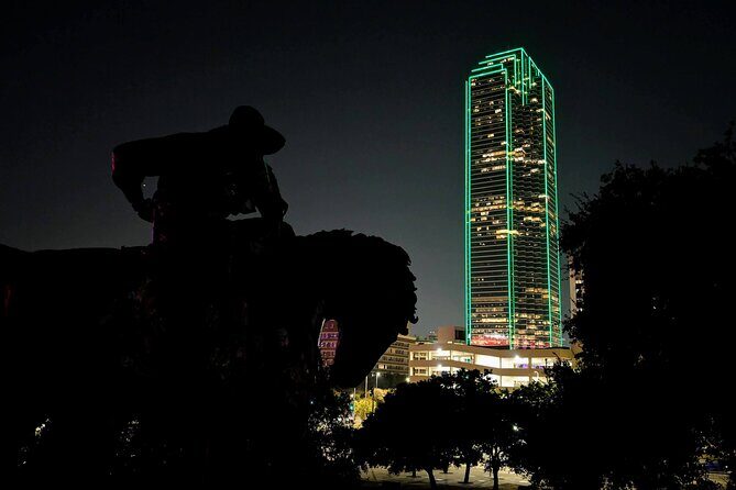 Dallas Scavenger Hunt Walking Tour and Game - A Closer Look at the Dallas Scavenger Hunt Experience