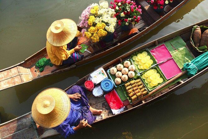 Damnern Saduak Floating Market, Grand Palace and Wat Phra Keo Tour from Bangkok - Exploring the Grand Palace & Wat Phra Keo