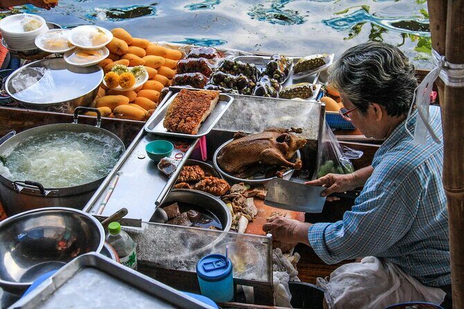 Damnoen Saduak Floating Market & Maeklong Railway Market Tour From Bangkok - FAQs