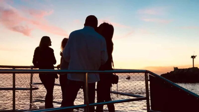 Dana Point: Evening Harbor Wine Cruise with snacks - An Authentic Coastal Evening in Dana Point