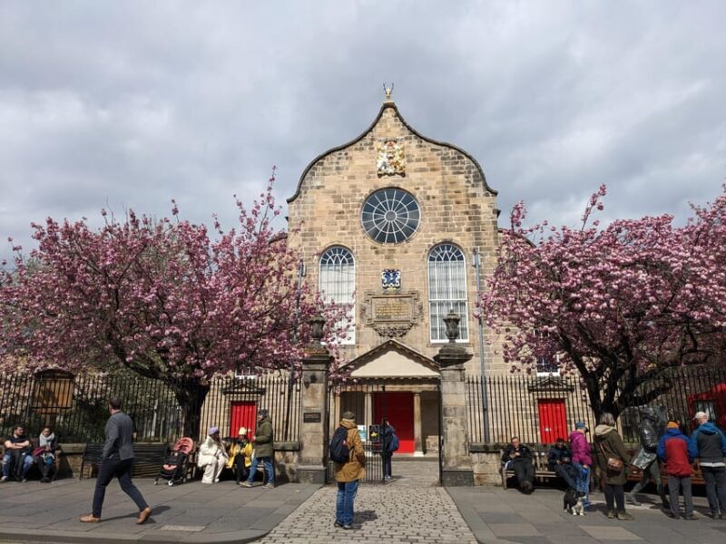 Dark Stories of Edinburgh: walking tour in French - An In-Depth Look at the Dark Stories of Edinburgh Tour