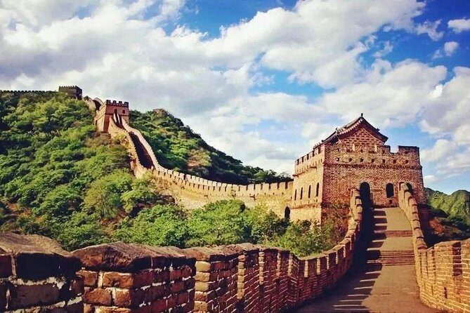 Datong Private Day Trip to Mutianyu Great Wall with Cable Car or Toboggan Ride - Exploring the Mutianyu Great Wall