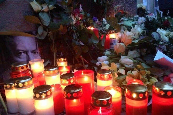 David Bowie in Berlin Private Walking Tour - An Authentic Glimpse into Berlin’s Bowie Years