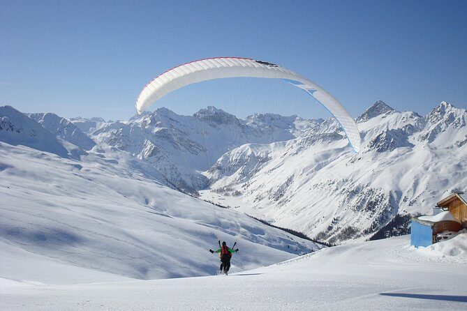 Davos Absolutely Free Flying Paragliding Tandem Flight 1'000 Meters High - What to Expect: From Ground to Sky