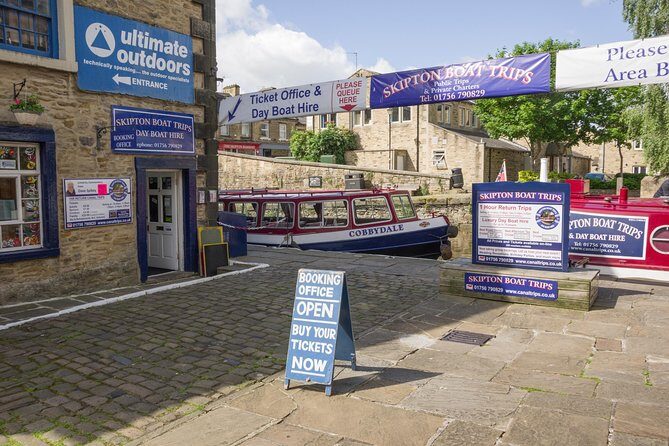 Day Boat Hire - What to Expect During Your Day on the Canal