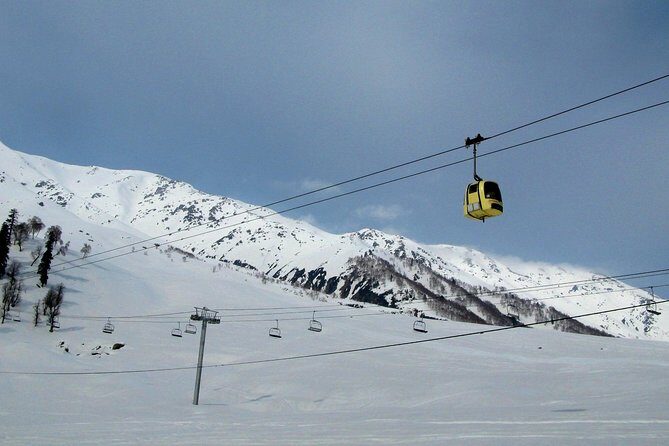 Day Excursion To Gulmarg From Srinagar With Lunch - A Detailed Look at the Gulmarg Day Trip