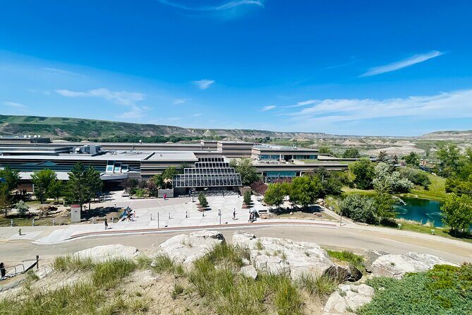 Day of Dinosaurs and Hoodoos From Calgary to the Badlands - FAQ